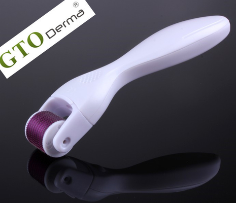 Il rullo multifunzionale della pelle di Derma di 600 aghi, rimuove le linee sottili