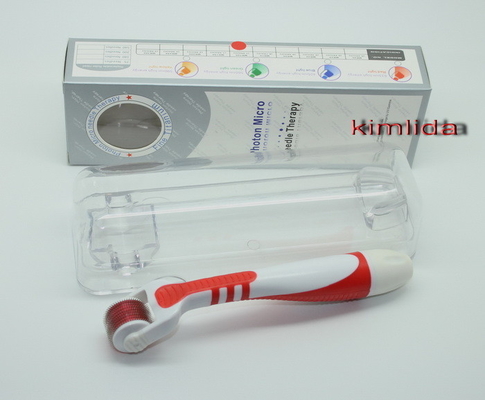 Rullo di titanio tenuto in mano di derma di 540 aghi LED con la testa variabile