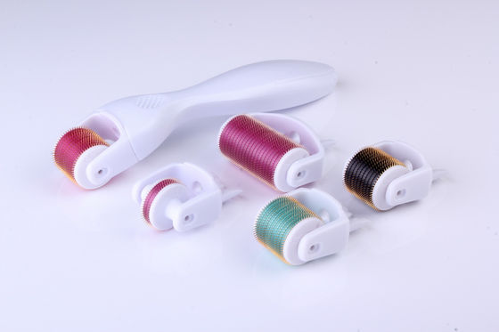 Sistema di rotolamento di Derma di 540 aghi, terapia dell'ago del rullo di Derma micro con scopo medico