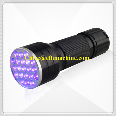 Torcia ultravioletta nera/blu della lampada della torcia elettrica dell'alluminio 395NM Blacklight 21 LED di colore