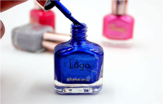 L'etichetta privata ha personalizzato lo smalto, lo smalto 14ml del gel delle donne
